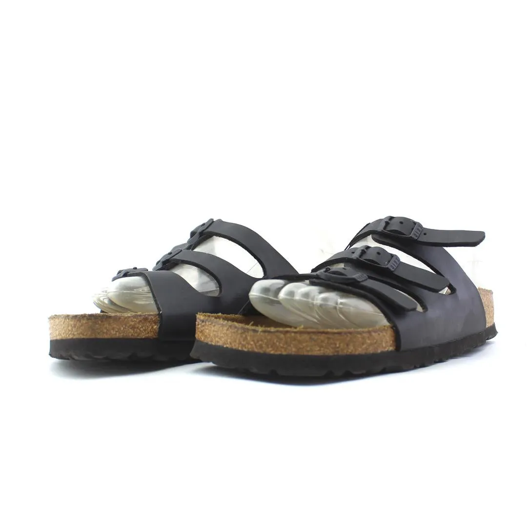 BIRKENSTOCK THREE-STRAP COMFORT