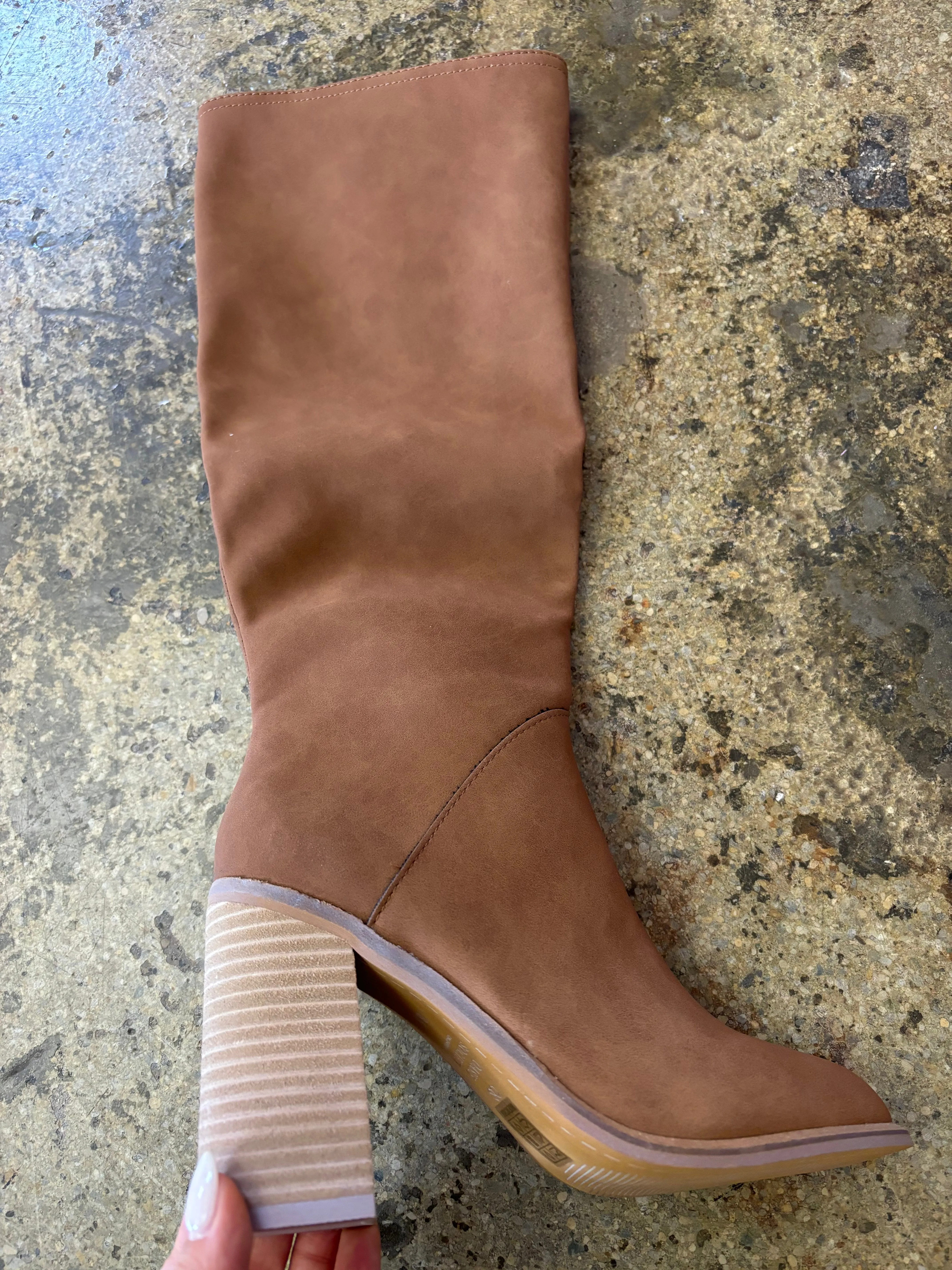 Glamour Stride Heeled Boots