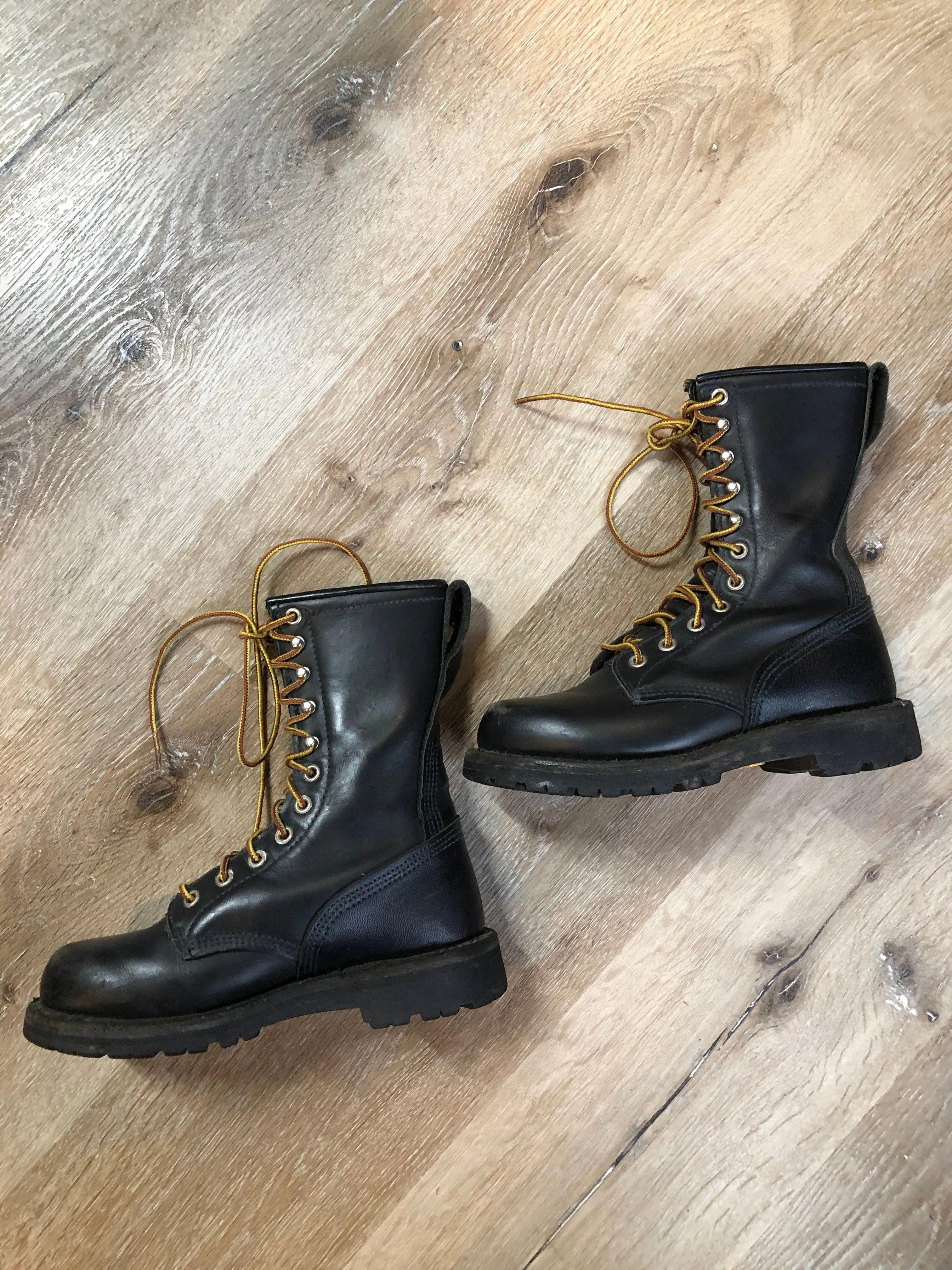 Red Wing 1698 Loggermax 9" Logger - Lineman Boot Womens US5. Made in USA,  US women’s 5