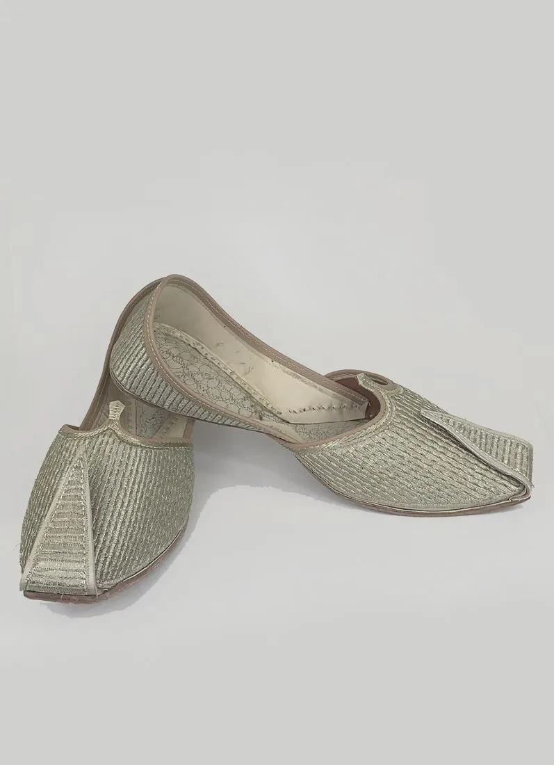 Silver Zardosi Woven Kusa