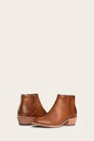 WOMEN'S FRYE CARSON PIPING BOOTIE   3474697-CAR /  FR40094-BLAC